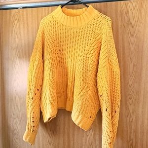 Gold Hollister Medium Women's Sweater